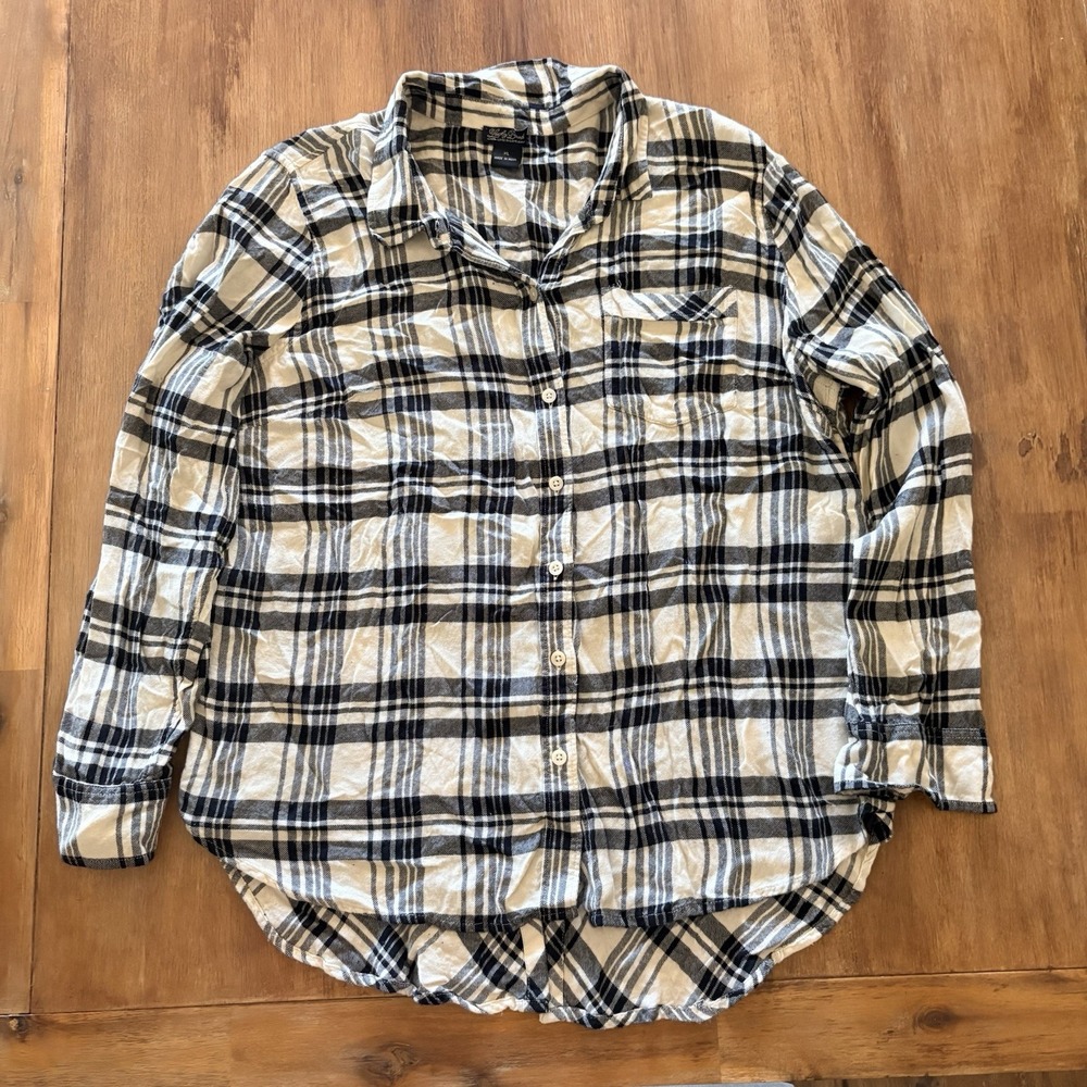 Lucky Brand Top Shirt Women M Plaid Button Down Grunge B&W Slit Back Soft XL